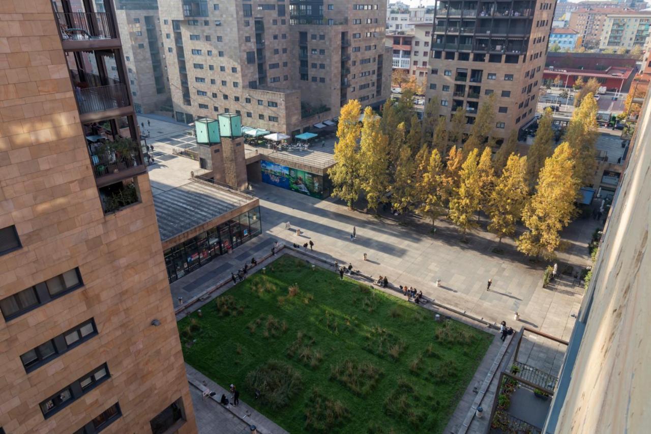 Splendida Terrazza Su Arcimboldi - Milano Bicocca Apartment Luaran gambar