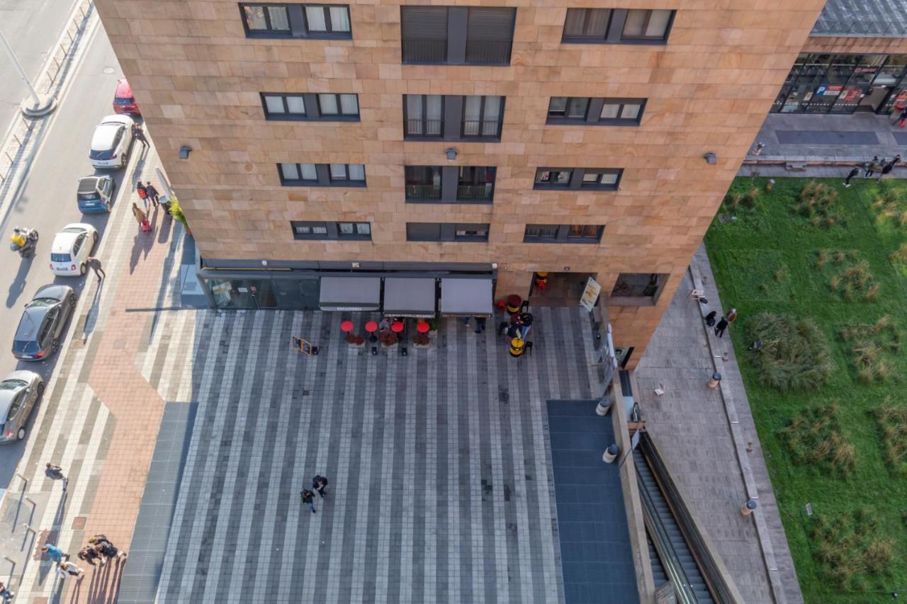 Splendida Terrazza Su Arcimboldi - Milano Bicocca Apartment Luaran gambar