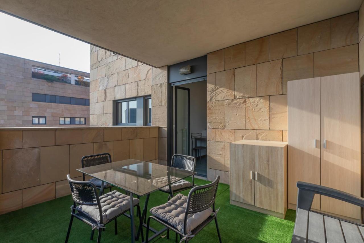 Splendida Terrazza Su Arcimboldi - Milano Bicocca Apartment Luaran gambar